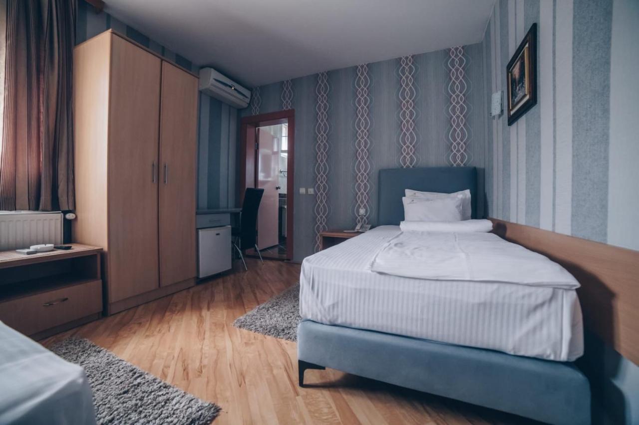 Garni Hotel Radovic Крагуевац Экстерьер фото